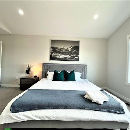 Luxury Retreat For Large Groups Βίλα Κάλγκαρι Εξωτερικό φωτογραφία