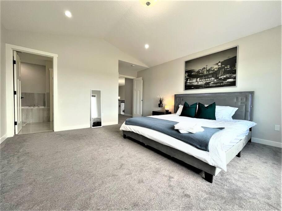 Luxury Retreat For Large Groups Βίλα Κάλγκαρι Εξωτερικό φωτογραφία